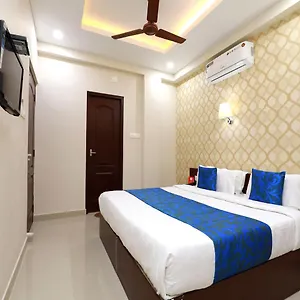 3* Hotel Oyo 6728 Almas Residency