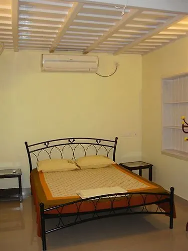 Bed & Breakfast Palm Grove Service Villa Kochi
