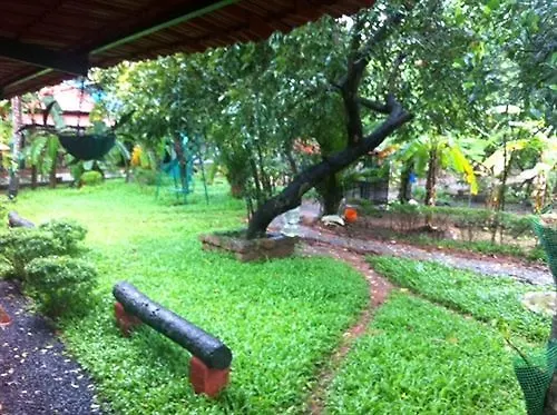 Palm Grove Service Villa Kochi 2*,  India