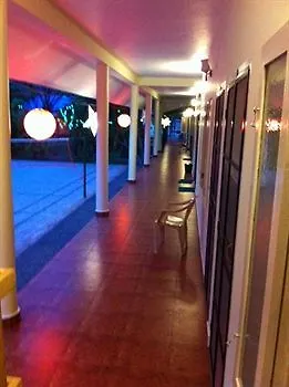 Palm Grove Service Villa Kochi Bed & Breakfast